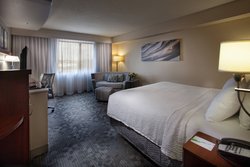  - Courtyard by Marriott Hotel Fayetteville