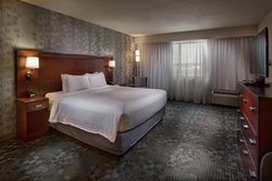  - Courtyard by Marriott Hotel Fayetteville