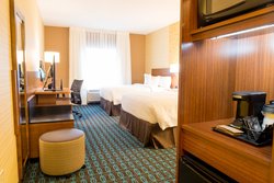  - Fairfield Inn & Suites by Marriott Dickson - I-40, Exit 172
