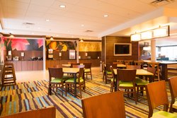  - Fairfield Inn & Suites by Marriott Dickson - I-40, Exit 172