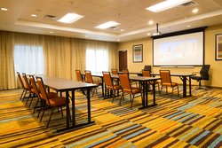  - Fairfield Inn & Suites by Marriott Dickson - I-40, Exit 172