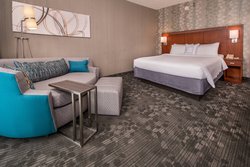  - Courtyard by Marriott Hotel Chantilly