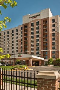 Courtyard by Marriott Hotel Inn Vienna, VA - See Discounts