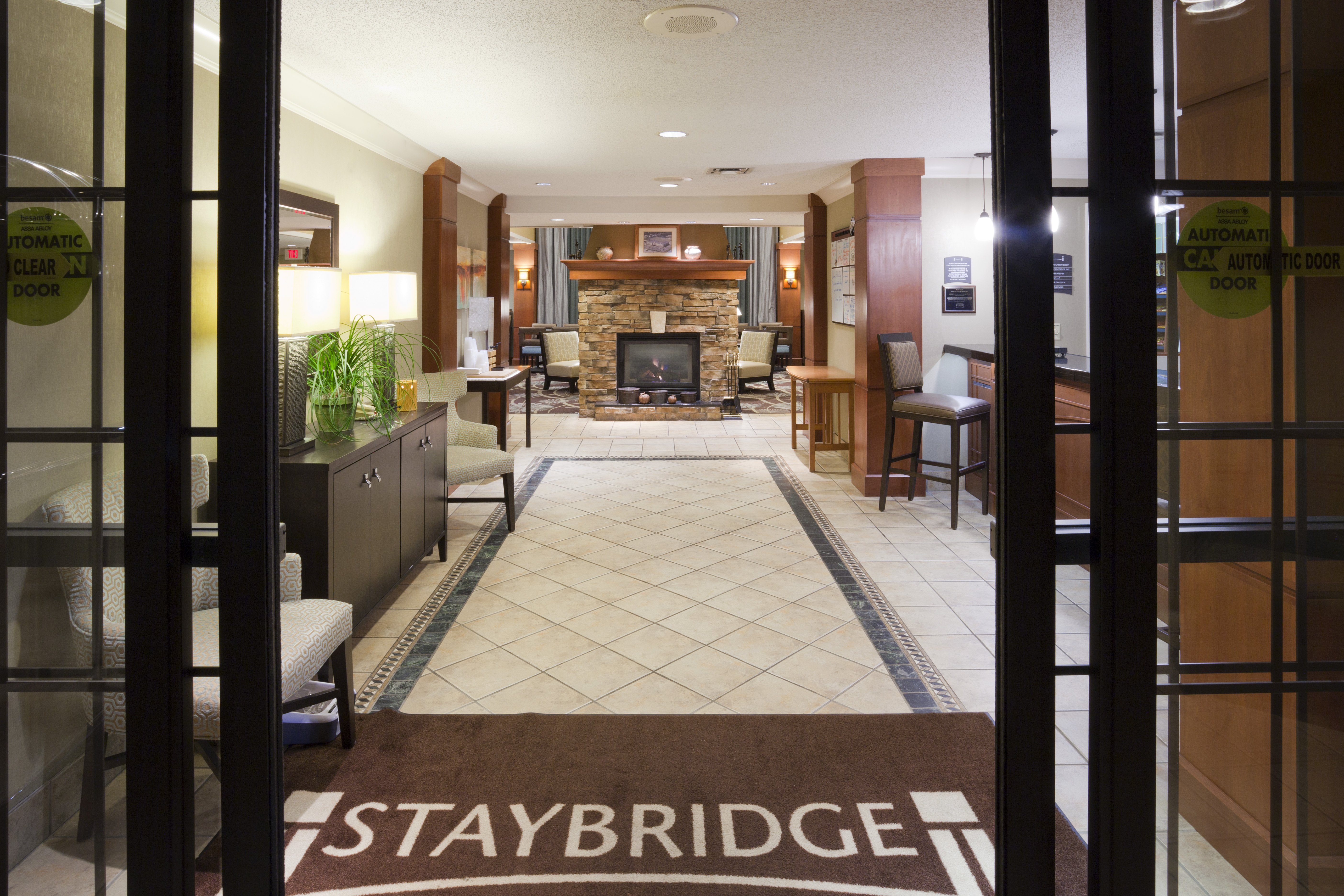 Our Pet Friendly Hotel is near the Mall of America