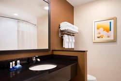  - Fairfield Inn & Suites by Marriott Northwest Akron - I-77, Exit 137