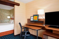  - Fairfield Inn & Suites by Marriott Northwest Akron - I-77, Exit 137