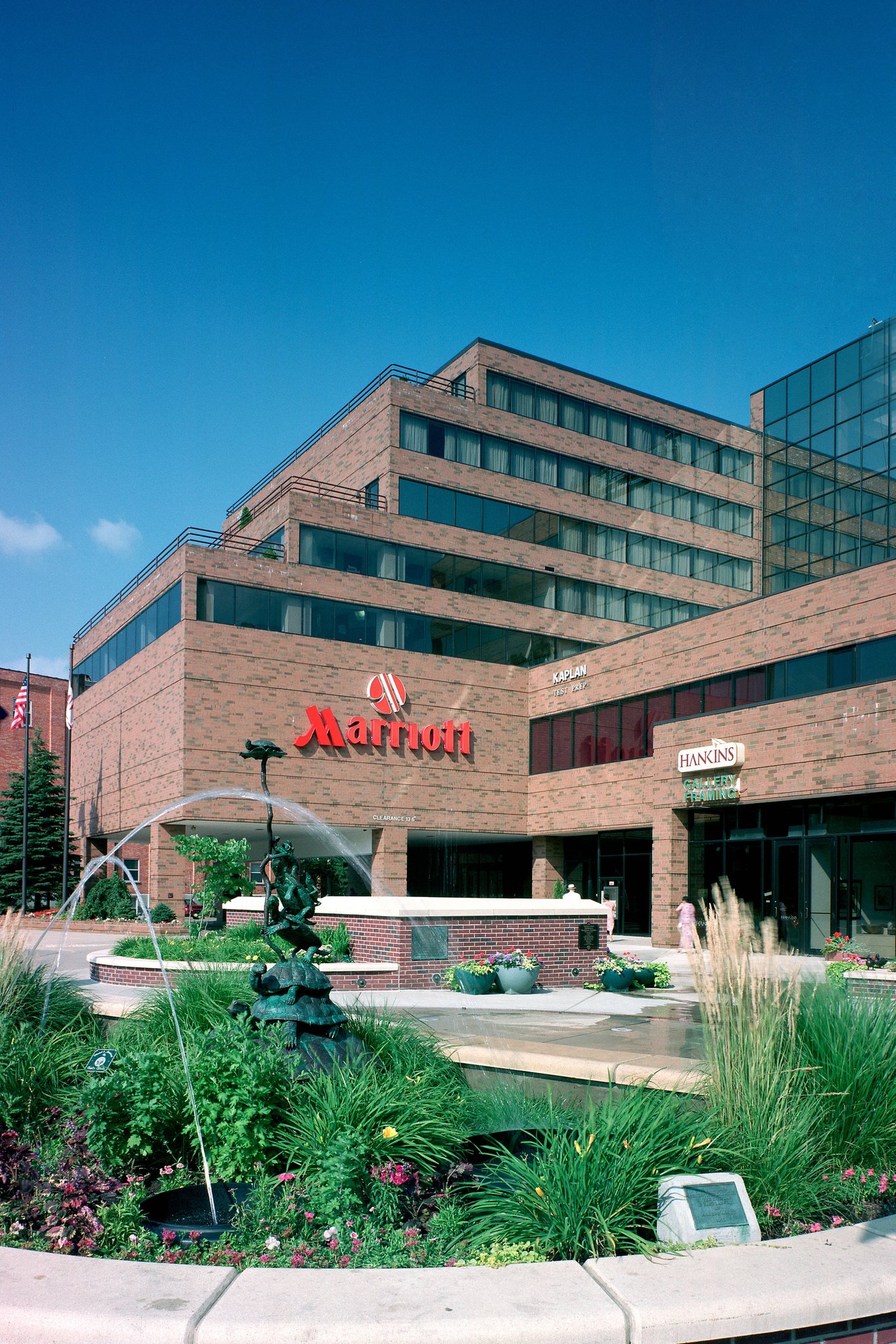 Marriott East Lansing at University Place