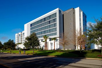 Courtyard by Marriott-Orlando Lake Nona