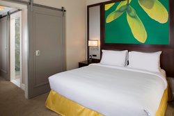  - Courtyard by Marriott Hotel Upper French Quarter New Orleans