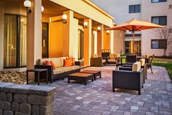  - Courtyard by Marriott Hotel Hampton