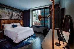  - Hotel EMC2 Magnificent Mile Chicago