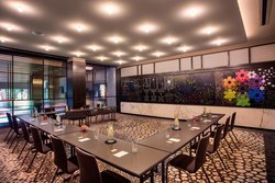  - Hotel EMC2 Magnificent Mile Chicago