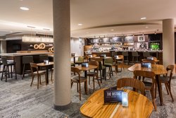  - Courtyard by Marriott Hotel Lincoln - I-295, Exit 18