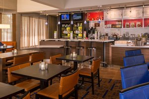 Courtyard By Marriott Hotel Scott's Addition Richmond, Va - See Discounts