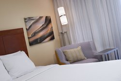  - Courtyard by Marriott Rockford - I-39 & I-90, Exit 15