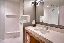  - Courtyard by Marriott Hotel Downtown Salt Lake City - I-15 & I-80, Exits 306 & 307