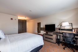  - Fairfield Inn & Suites by Marriott Stevensville - I-94, Exit 23