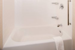  - Fairfield Inn & Suites by Marriott Stow