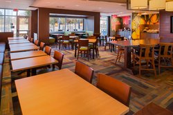  - Fairfield Inn & Suites by Marriott Stow