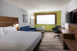  - Holiday Inn Express Visalia