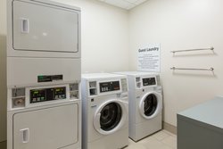  - Holiday Inn Express Visalia