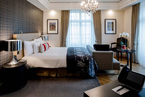 HOTEL SCHWEIZERHOF BERN - Photo 3