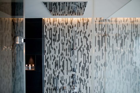 HOTEL SCHWEIZERHOF BERN - Photo 13