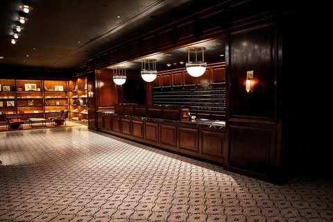 THE ADOLPHUS - Photo 3