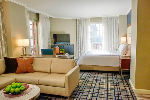 THE ADOLPHUS - Photo 32