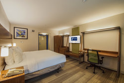  - Holiday Inn Express San Diego - I-15, Exit 16