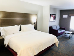  - Holiday Inn Express & Suites West Airport Memphis - I-55 & I-69, Exit 5