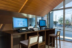  - SpringHill Suites by Marriott Downtown Charlotte - I-277, Exit 3B