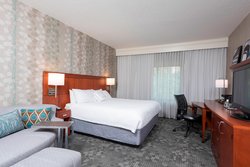  - Courtyard by Marriott Hotel Traverse City
