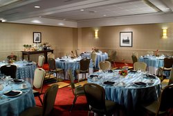  - Marriott Suites Midtown Atlanta - I-75 & I-85, Exit 250