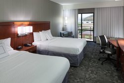  - Courtyard by Marriott Valencia - I-5, Exit 172