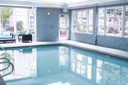  - Courtyard by Marriott Hotel Downtown Bellevue - I-405, Exit 13B