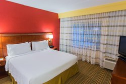  - Courtyard by Marriott Hotel O'Hare Des Plaines