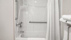  - Holiday Inn Express & Suites Newton