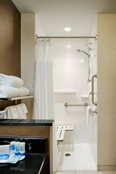  - Fairfield Inn & Suites by Marriott North Columbus