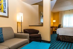  - Fairfield Inn & Suites by Marriott Opryland Nashville - TN 155, Exit 12