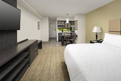  - Candlewood Suites West Alexandria - I-395, Exit 3 & 3B