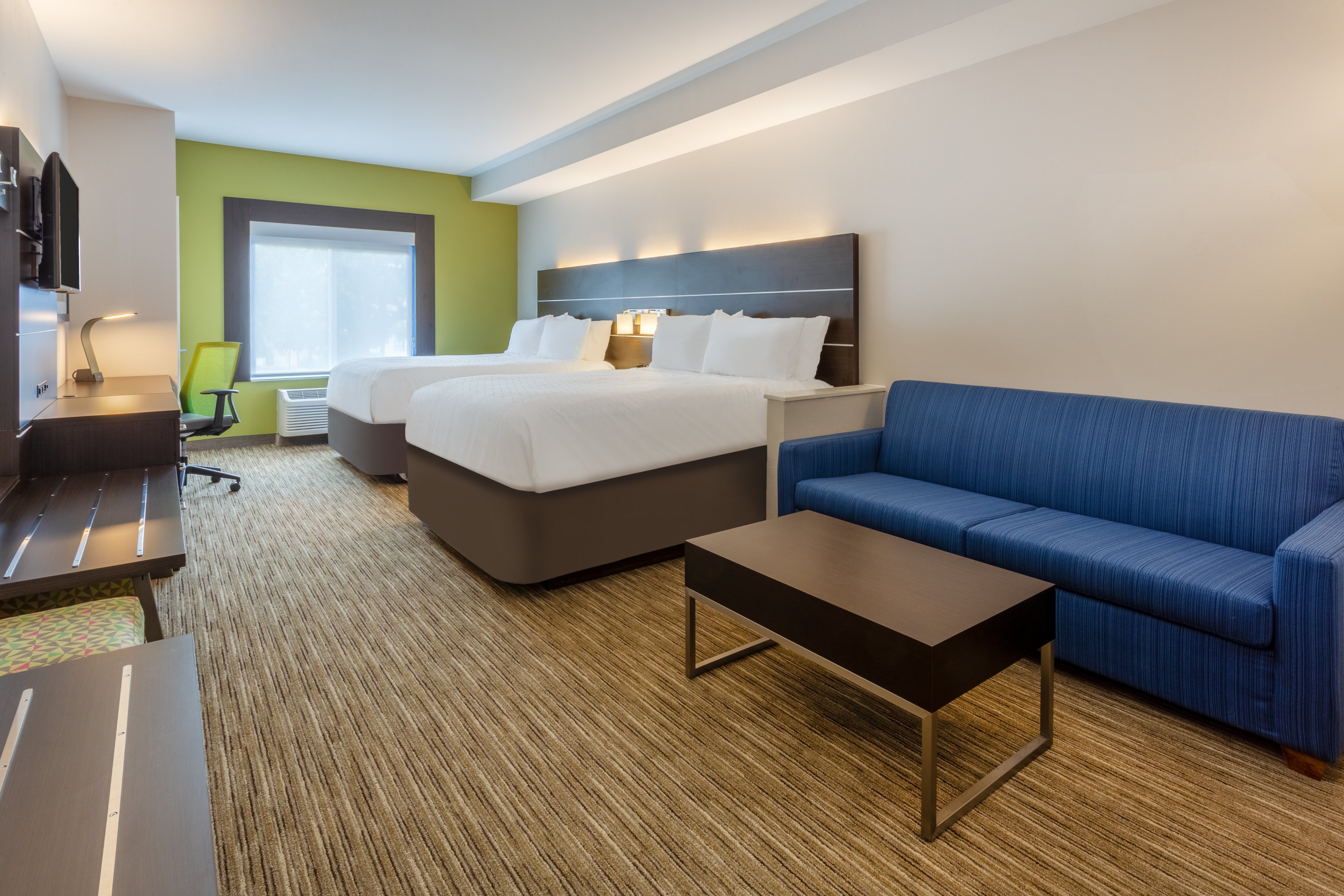 Enjoy even more room and amenities in our suites