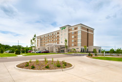  - Holiday Inn & Suites Farmington Hills