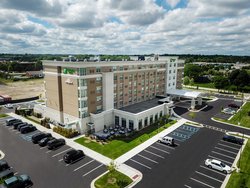 - Holiday Inn & Suites Farmington Hills