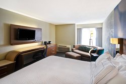  - Courtyard by Marriott Hotel Hyannis