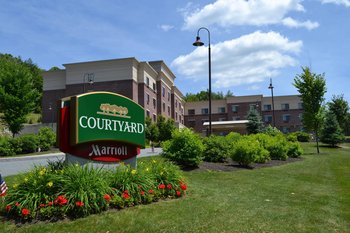 Courtyard by Marriott Hanover Lebanon