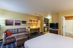  - TownePlace Suites by Marriott Broken Arrow