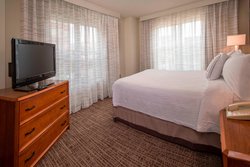  - Residence Inn by Marriott Downtown Alexandria - I-95 & I-495, Exit 176B