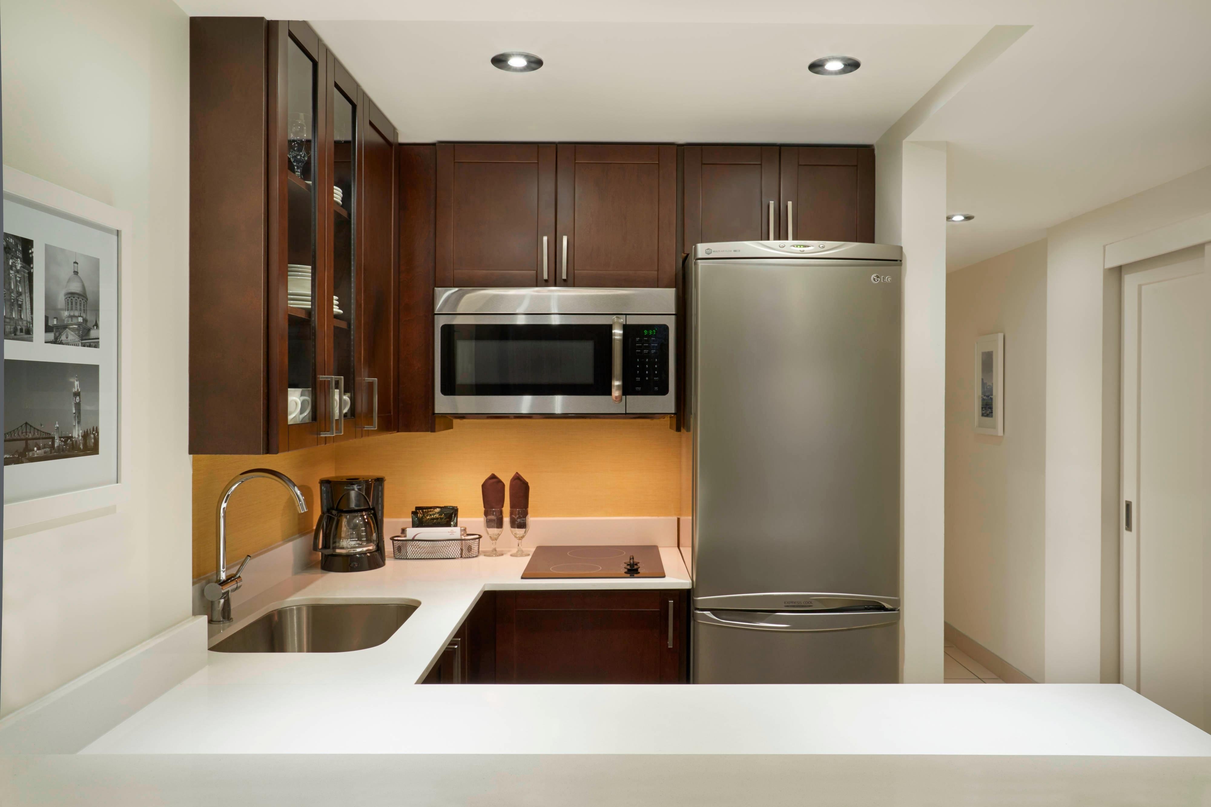 One-Bedroom Suite - Kitchen