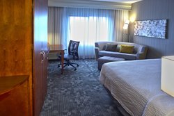  - Courtyard by Marriott Hotel Hamilton